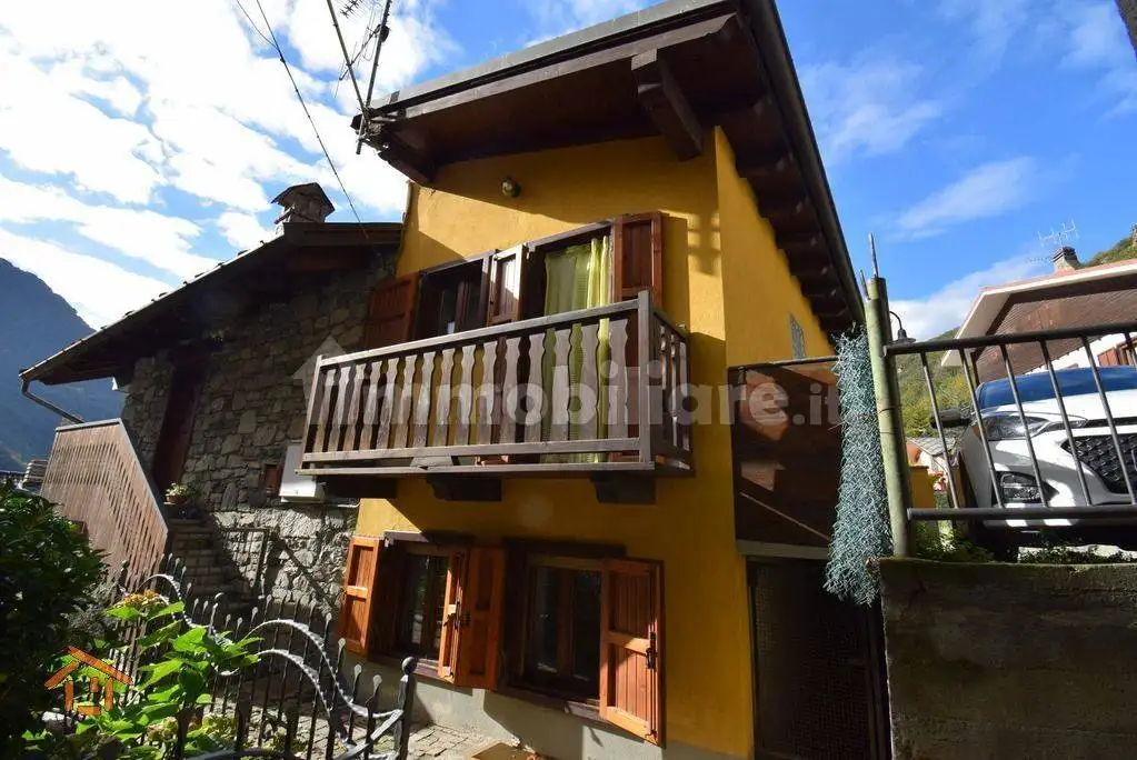 Appartamento in vendita a Challand-Saint-Victor