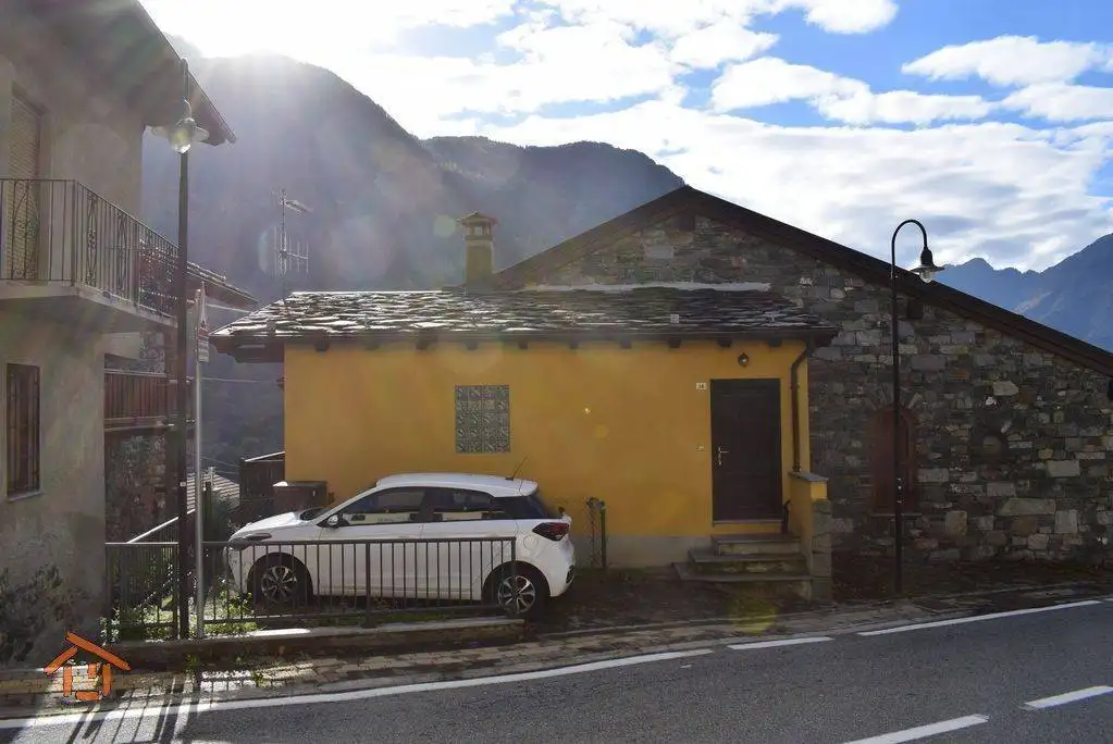 Bilocale Strada regionale 45 16, Challand-Saint-Victor - foto 5