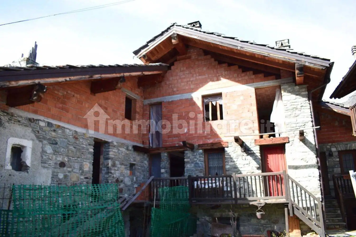 Rustico - Casale in vendita a Brusson