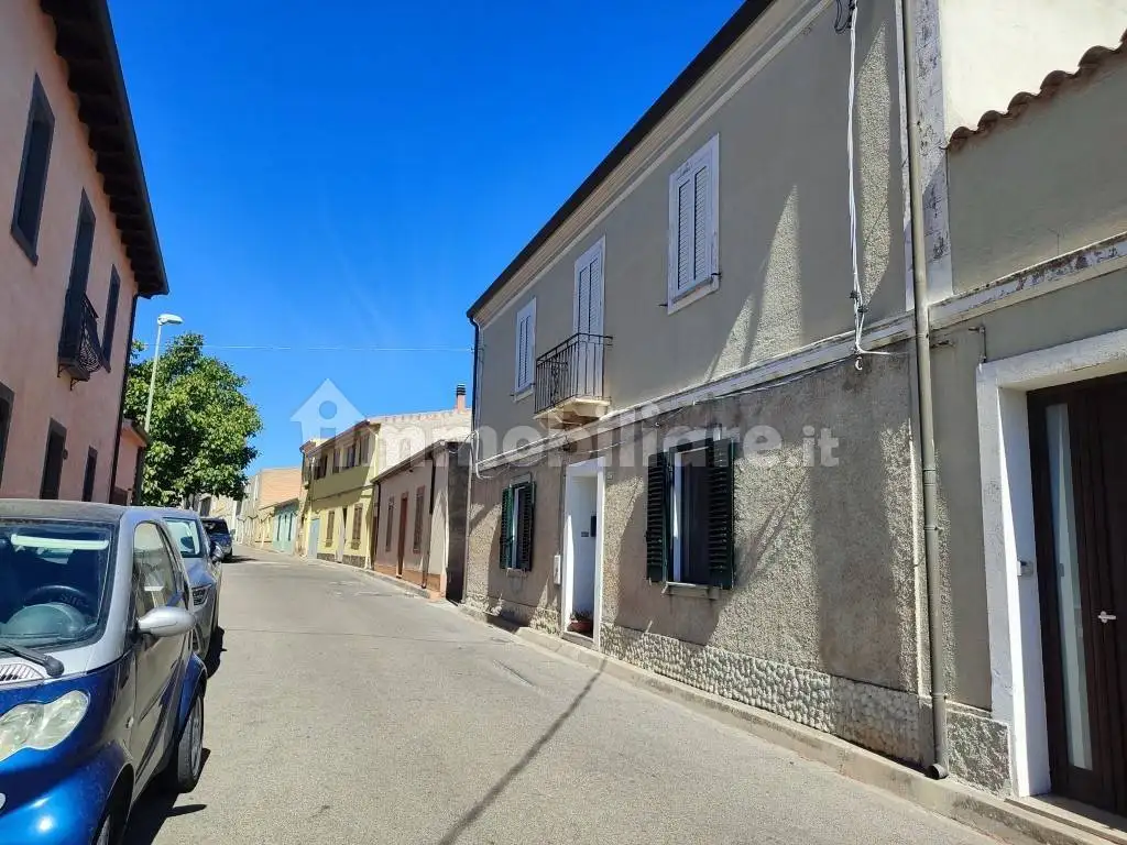 Appartamento in vendita a Tresnuraghes