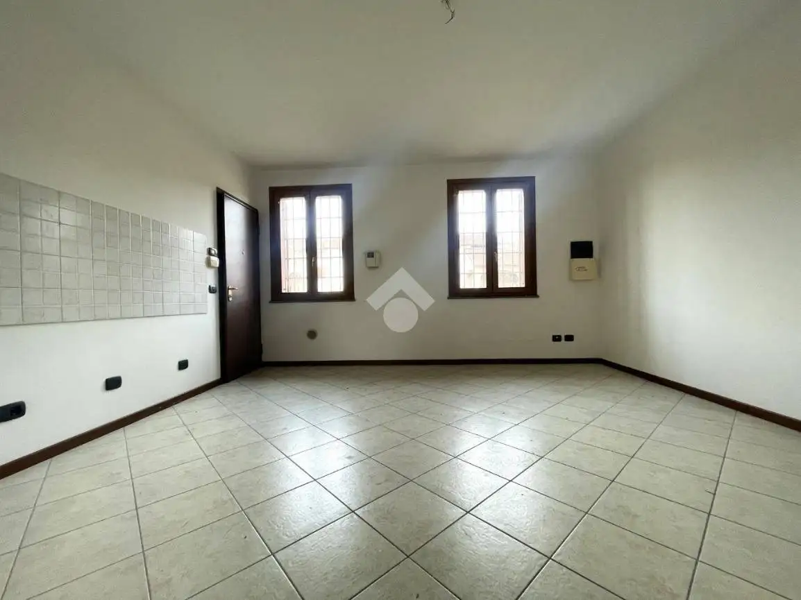 Trilocale via Don mario Bozzuffi 11, Centro, Corte de' Frati - foto 2