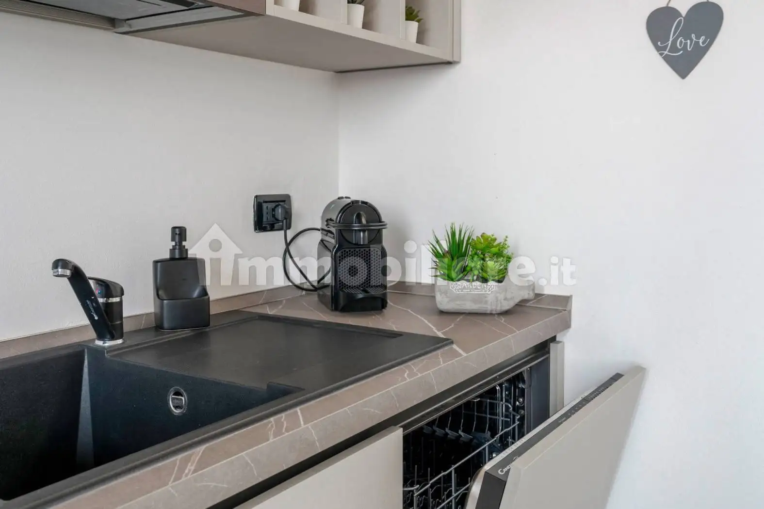 Trilocale via Case Sparse Perlino 9, Solarolo, Manerba del Garda - foto 5