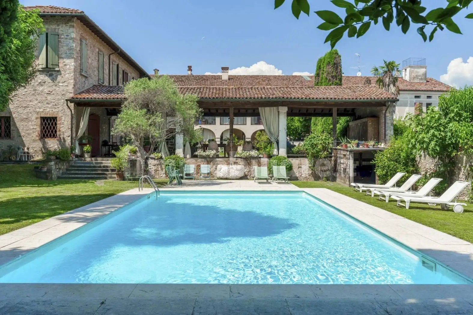 Rustico - Casale in vendita a Paderno Franciacorta