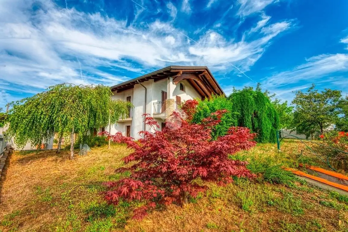 Villa in vendita a Villalvernia