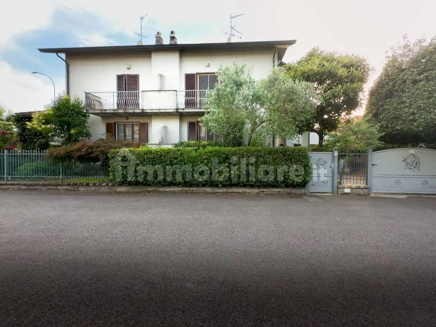 Villa in vendita a Mediglia