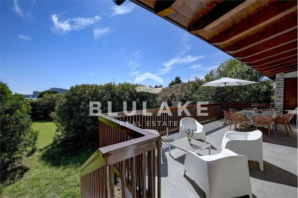 Villa bifamiliare viale Catullo, Pieve Vecchia, Villaggio Sanghen, Manerba del Garda - foto 3