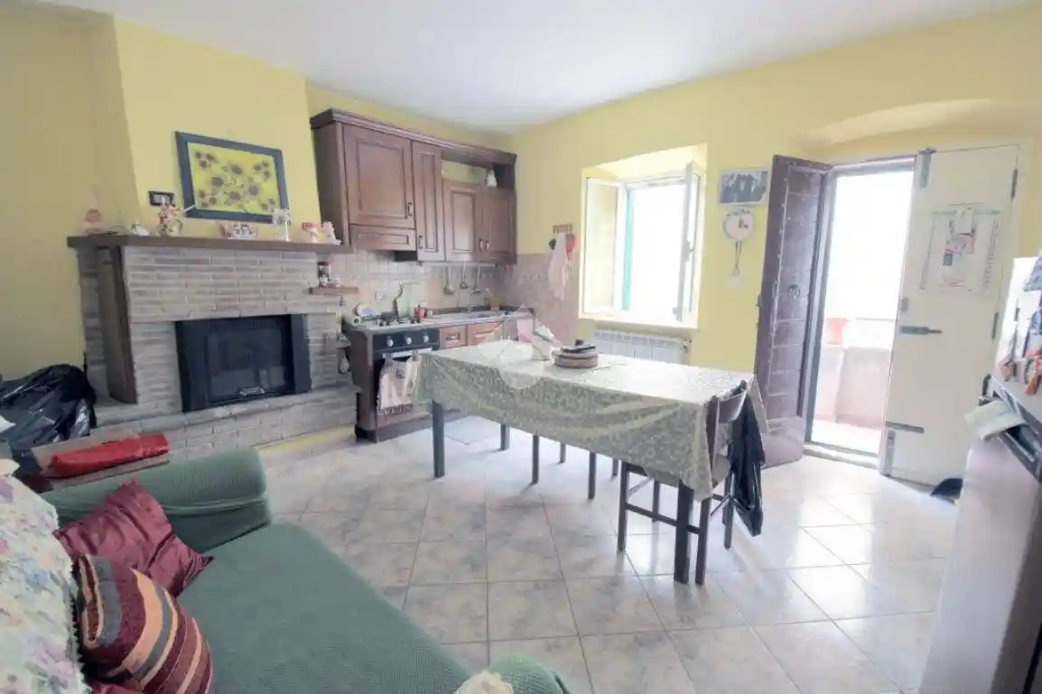 Appartamento in vendita a Poggio Mirteto