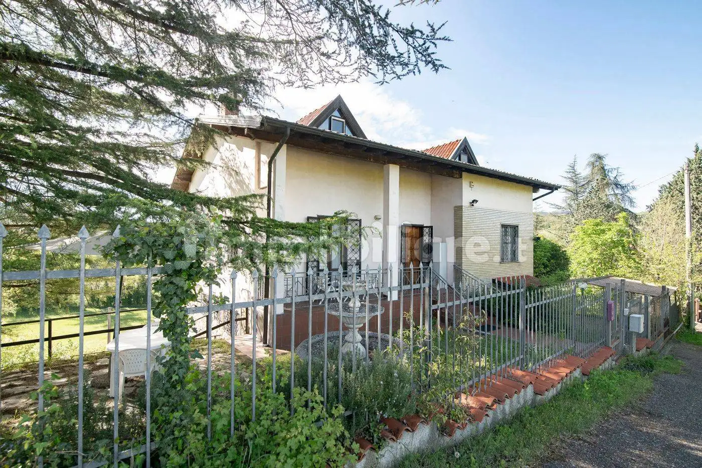 Villa in vendita a Alta Val Tidone