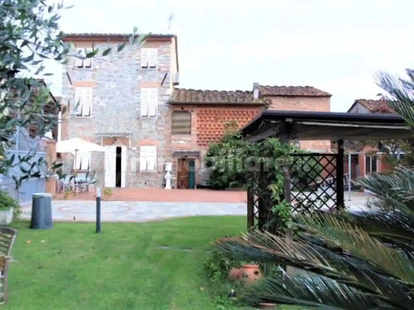 Rustico - Casale in vendita a Capannori