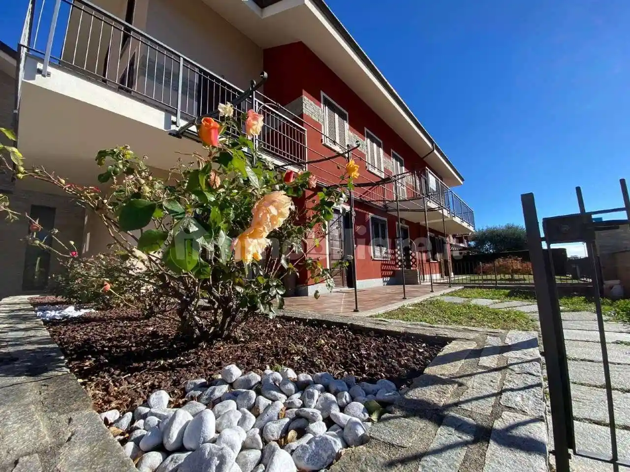 Trilocale via Pompeo Colajanni  6, Centro, Bricherasio - foto 3