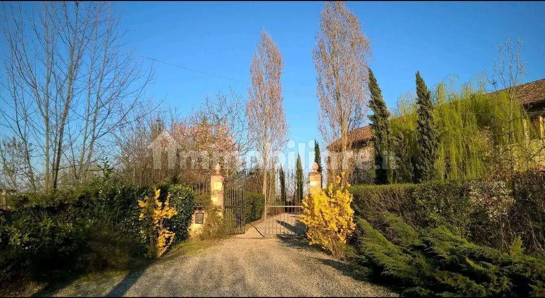 Villa in vendita a Conzano