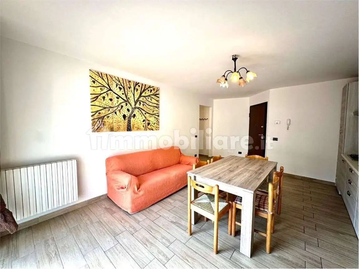 Appartamento in vendita a Introbio