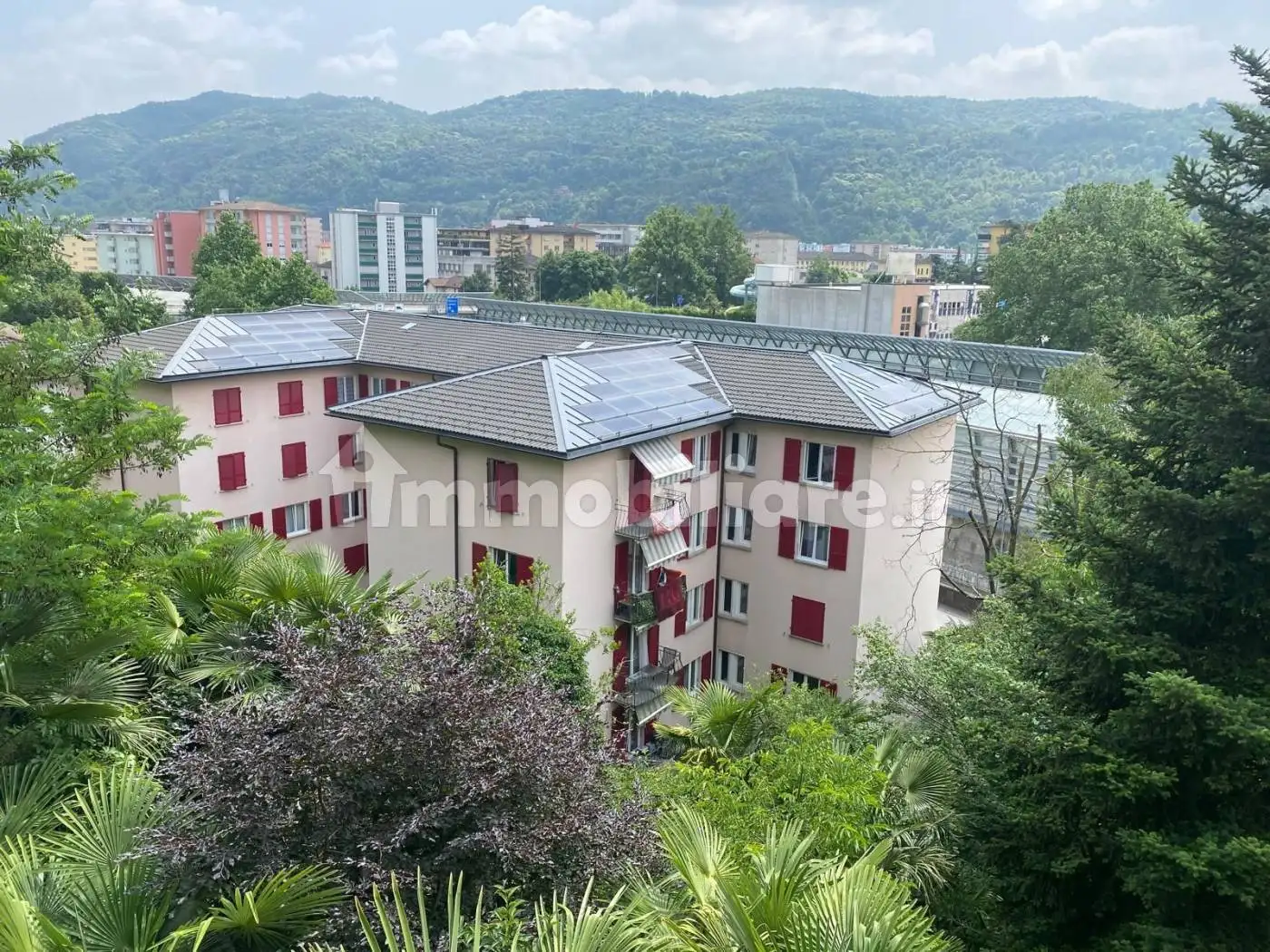 Building in vendita a Milan