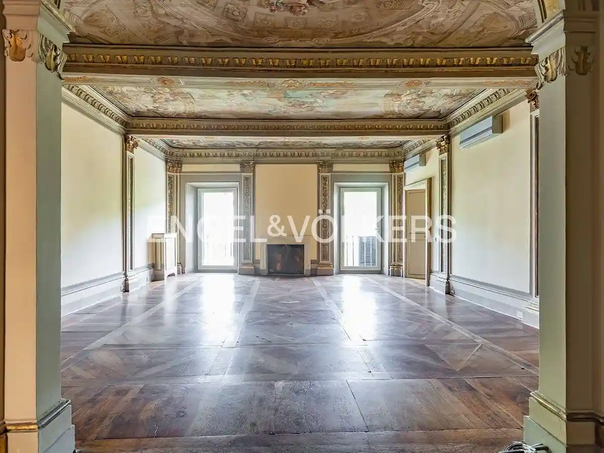 Palazzo - Edificio in Affitto - foto 4