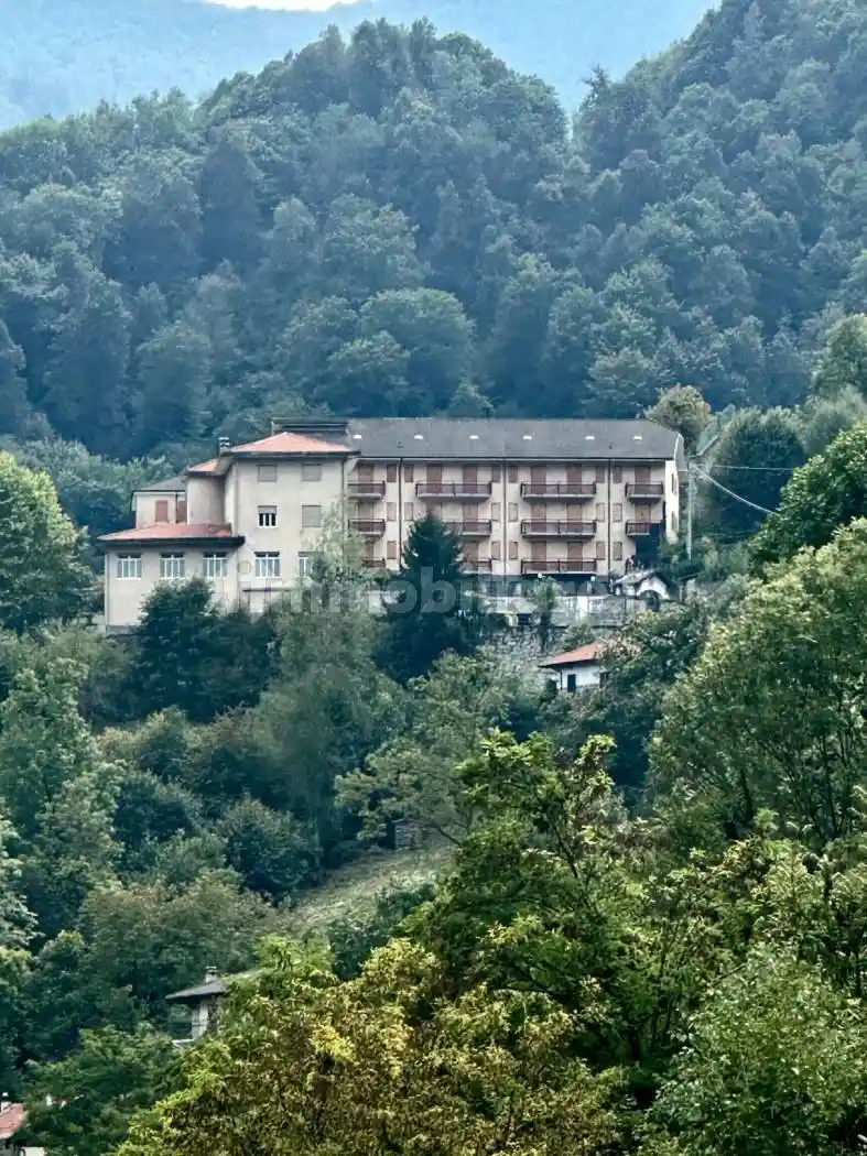 Palazzo - Edificio in vendita a Torino