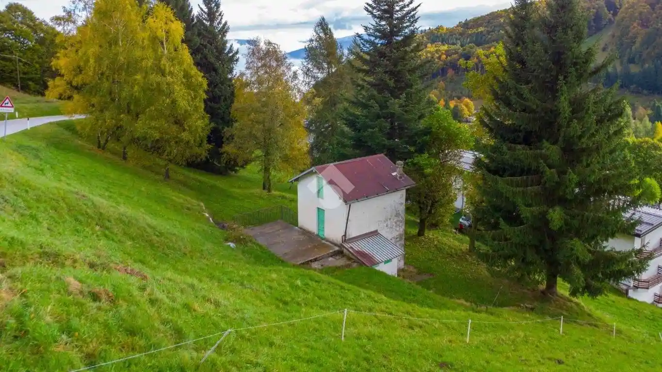 Rustico - Casale in vendita a Brentonico