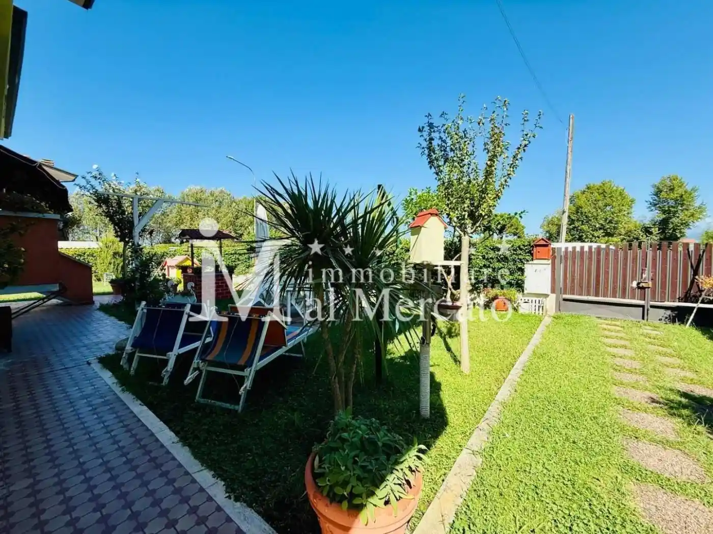 Casa indipendente in vendita a Viareggio
