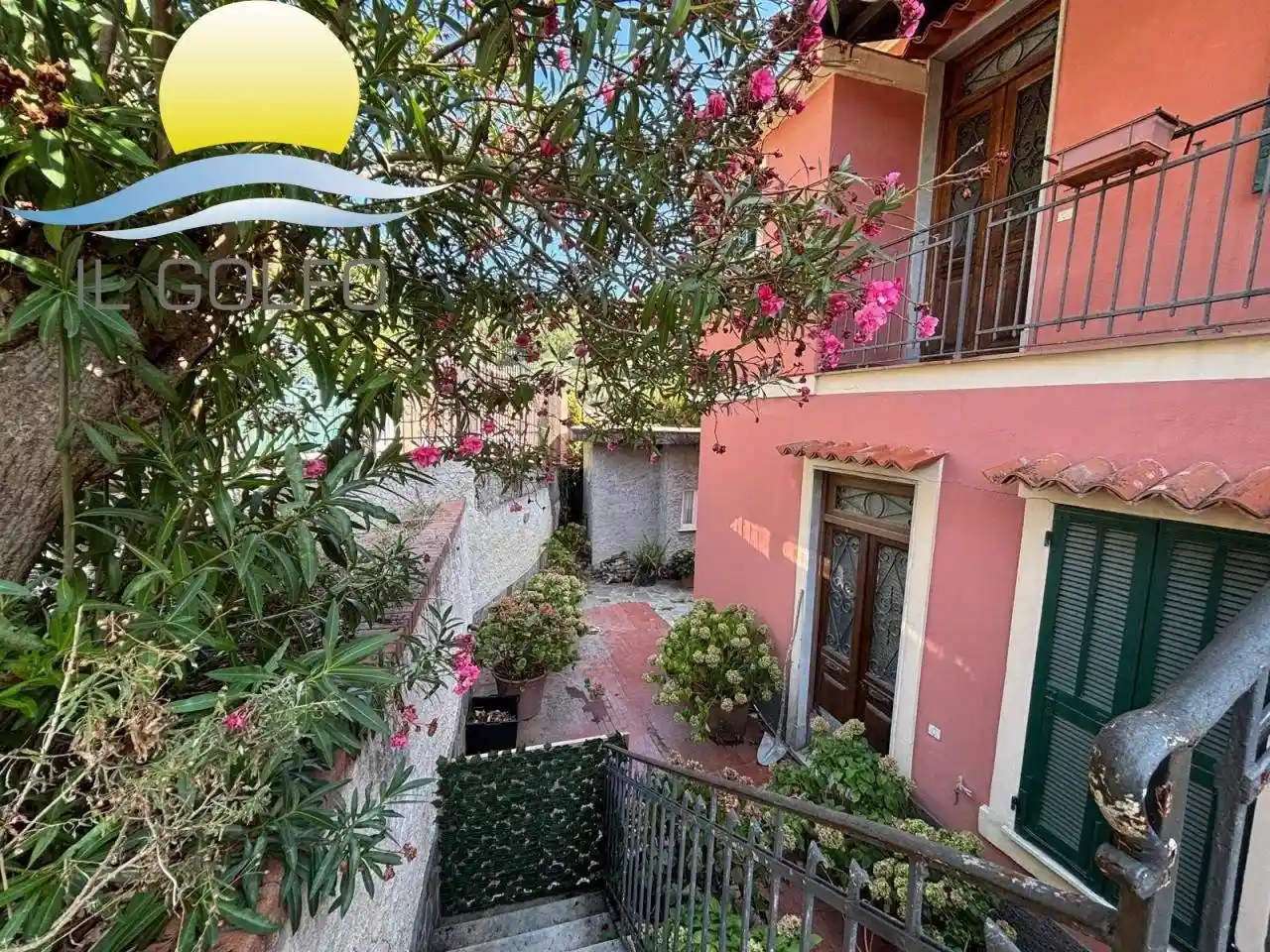 Appartamento in vendita a Imperia