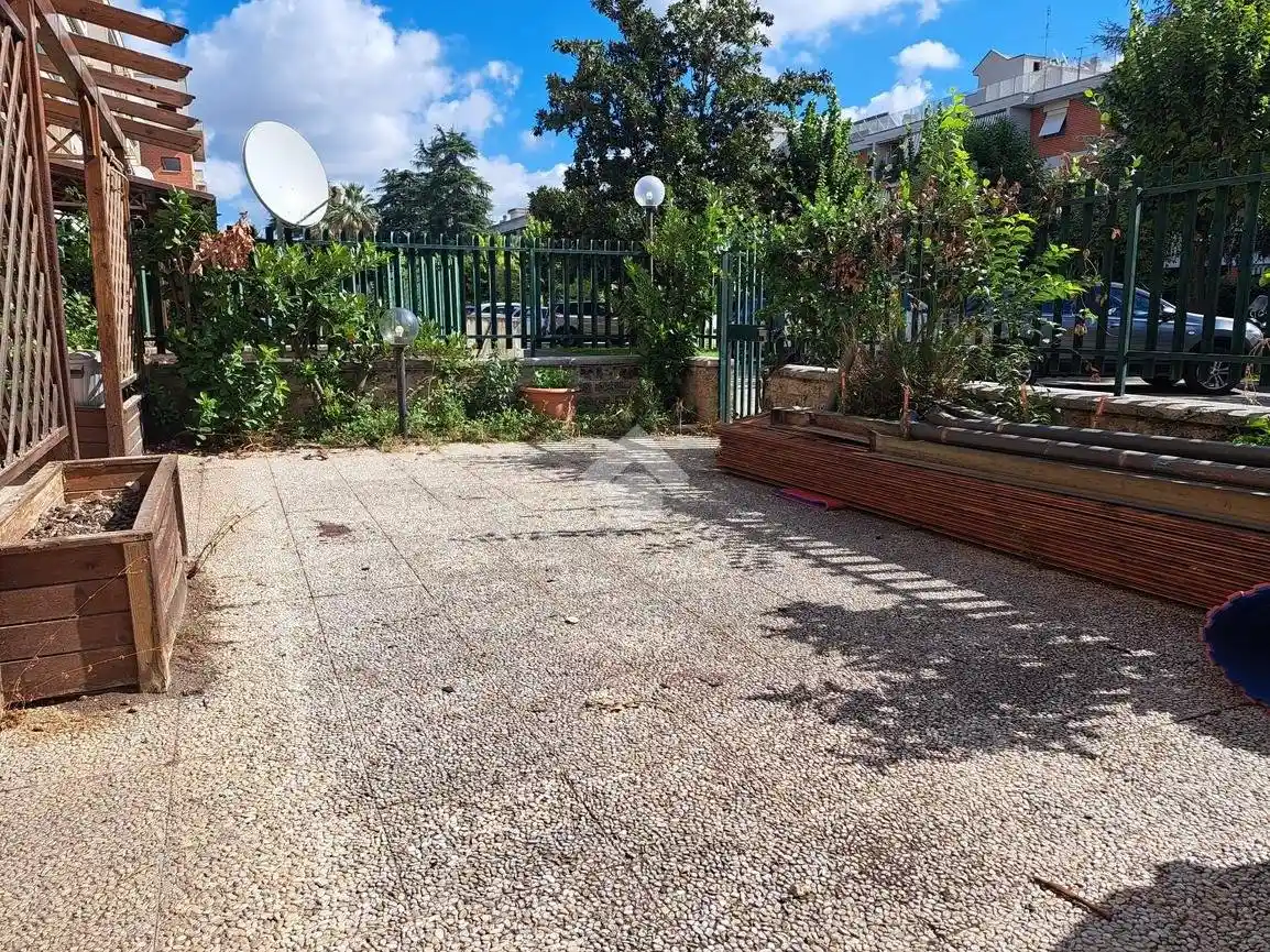 Trilocale via alberto asquini 99, Torraccia, Roma - foto 2