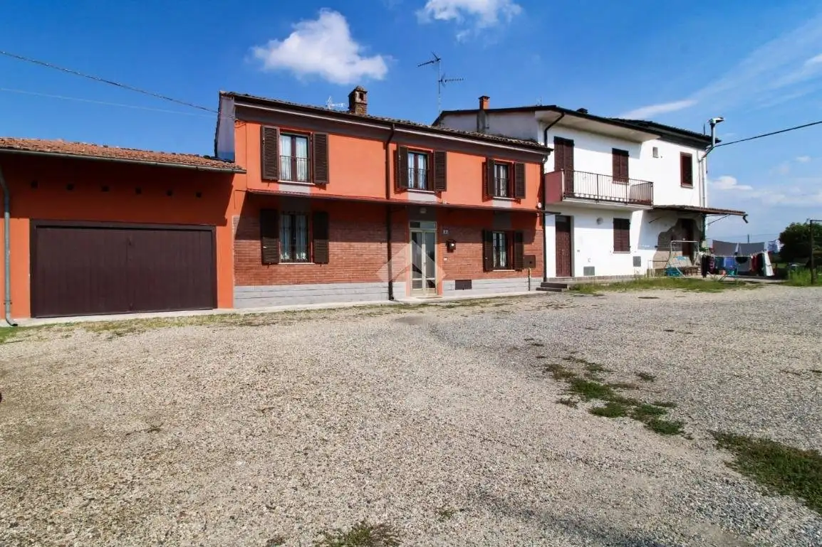 Rustico - Casale in vendita a Castelletto di Branduzzo