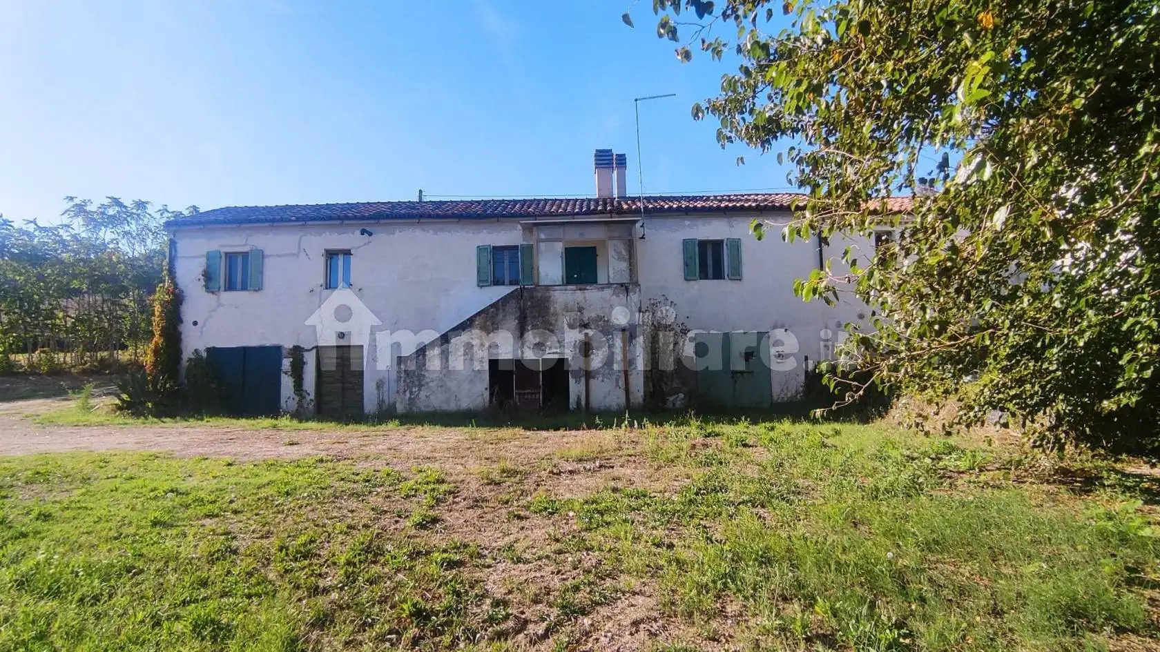 Rustico - Casale in vendita a Ancona