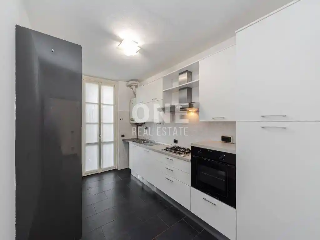 Appartamento via Gaetano Donizetti 16, Parco, Monza - foto 5