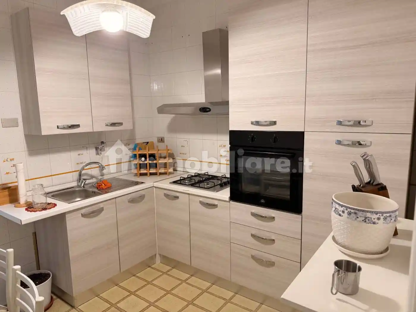 Appartamento piazza del Mercato 21, Centro Storico, Terni - foto 5