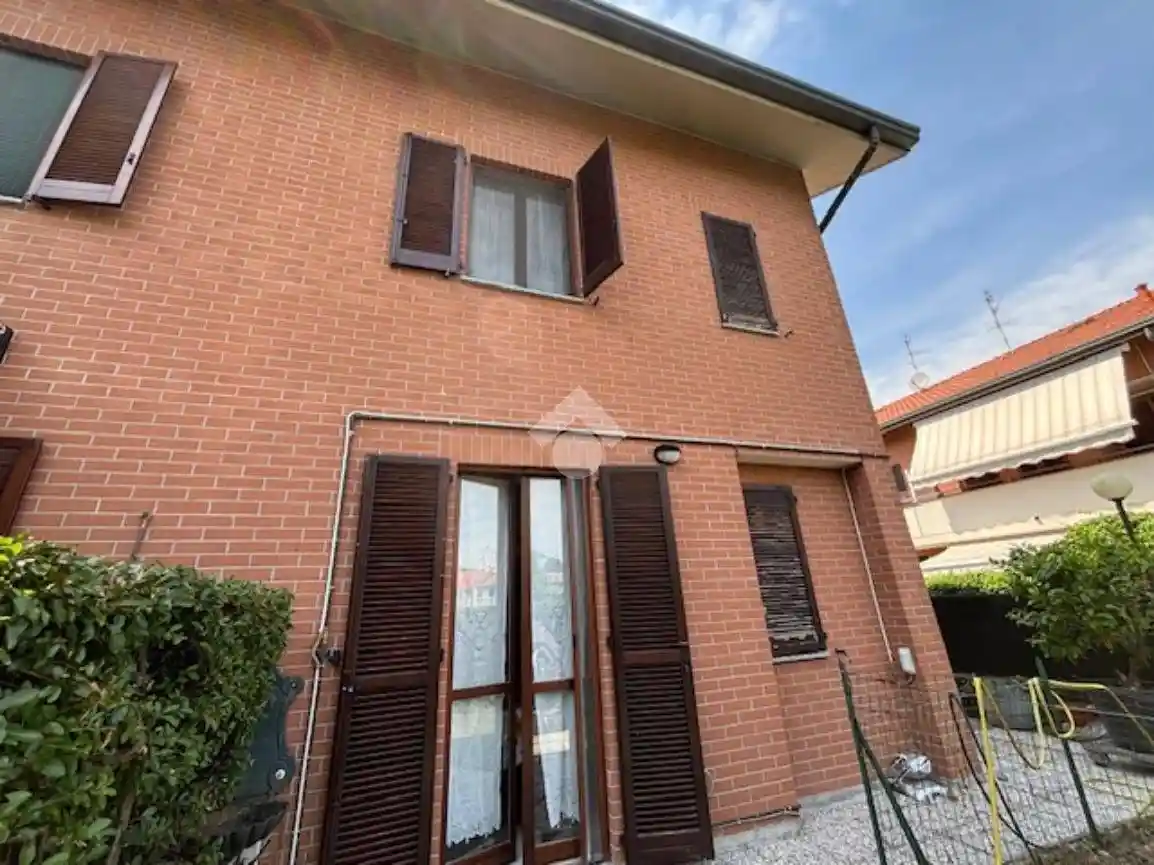 Villetta a schiera in vendita a Limbiate