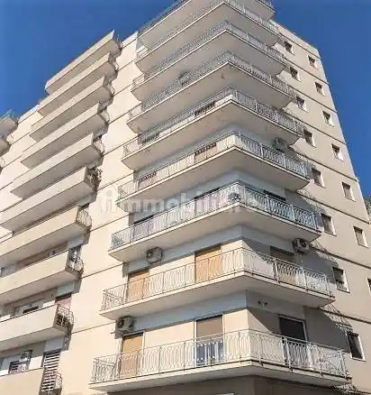 Appartamento in vendita a Modugno