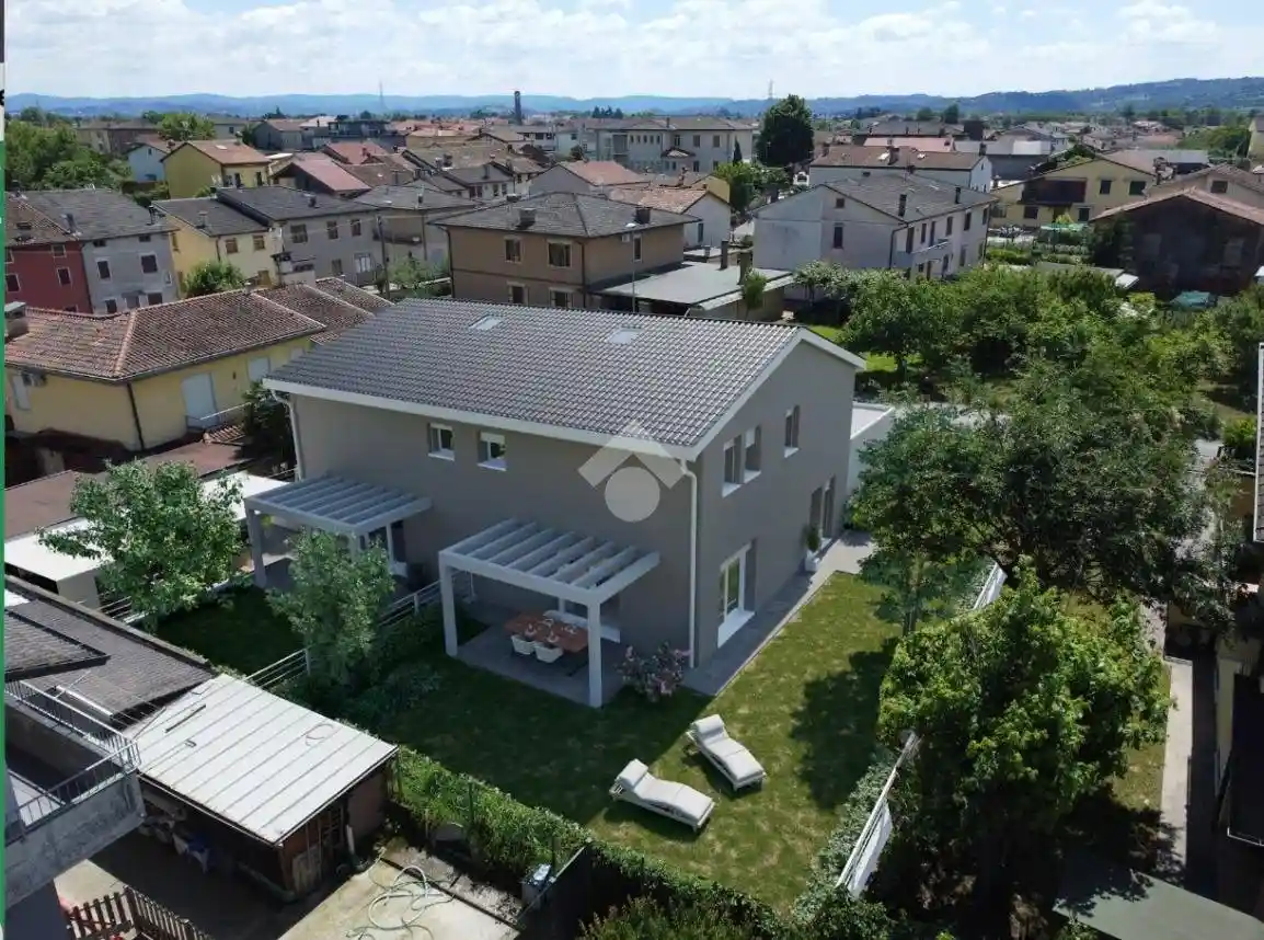 Villa in vendita a Caldogno