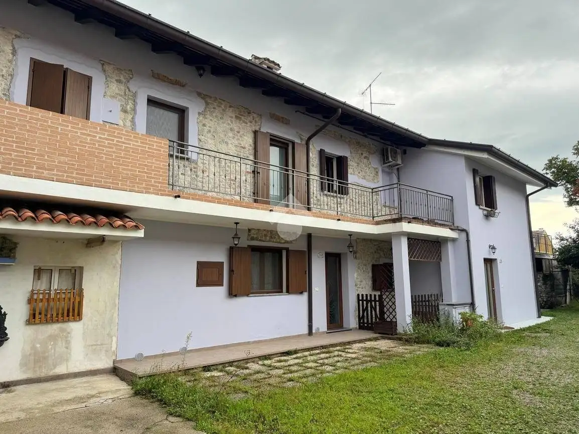 Rustico - Casale in vendita a Udine