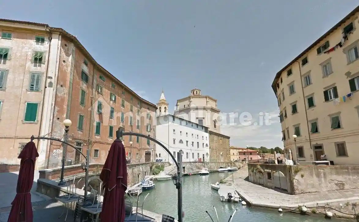 Appartamento in vendita a Livorno
