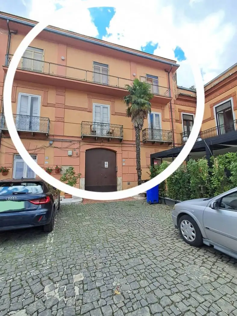 Palazzo - Edificio in vendita a Airola