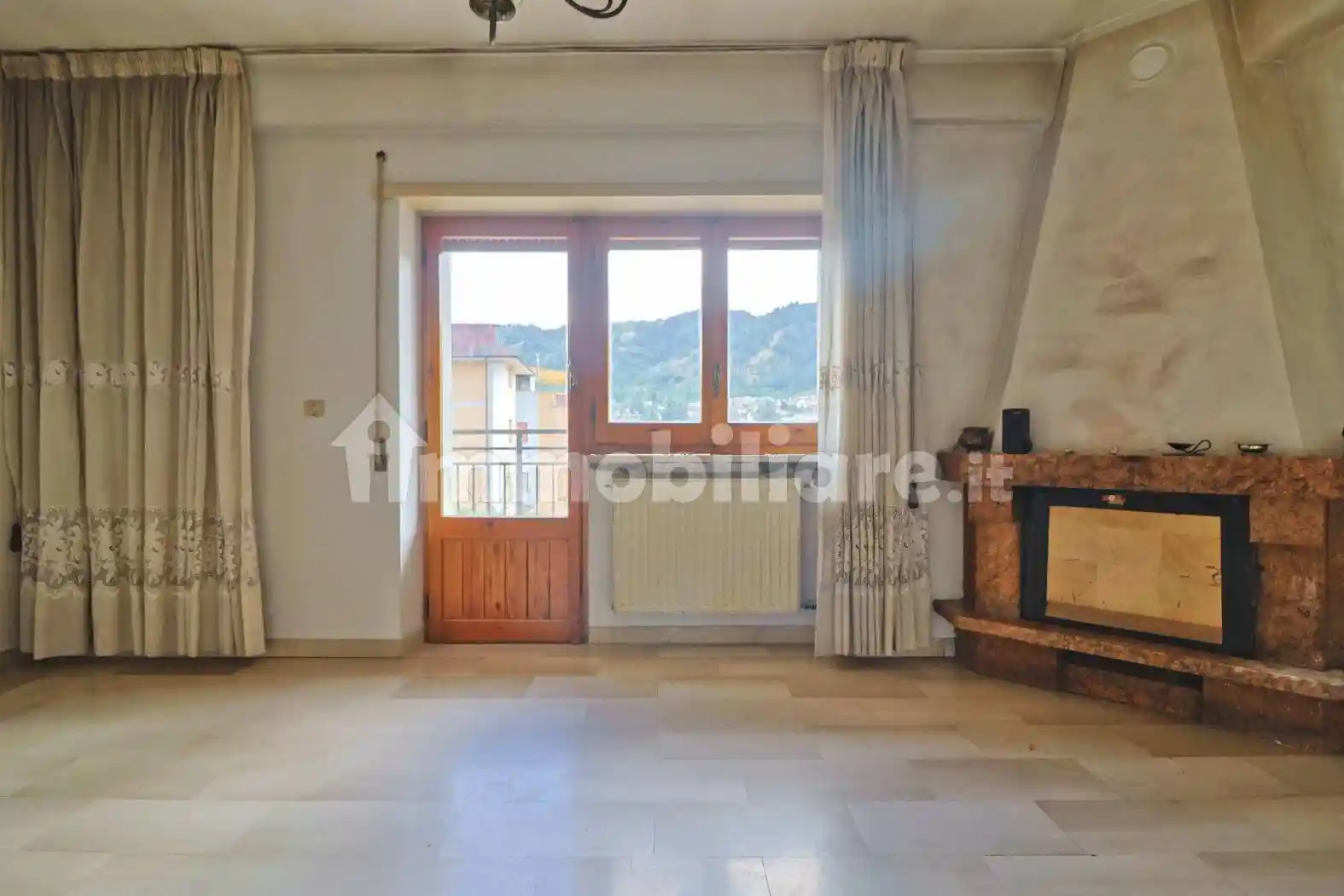 Trilocale via delle Orchidee 32, Centro, Tagliacozzo - foto 4