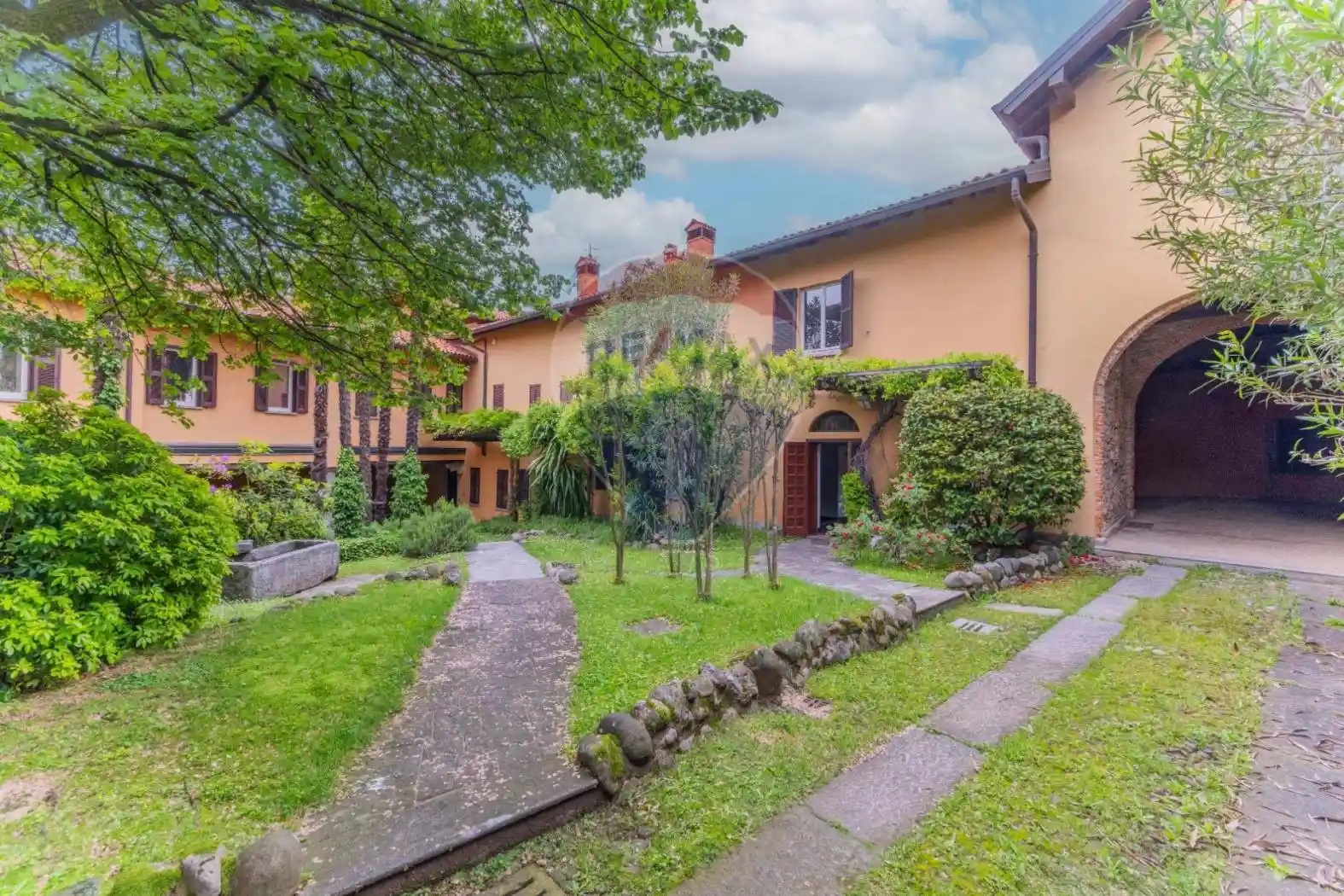 Appartamento in vendita a Besozzo