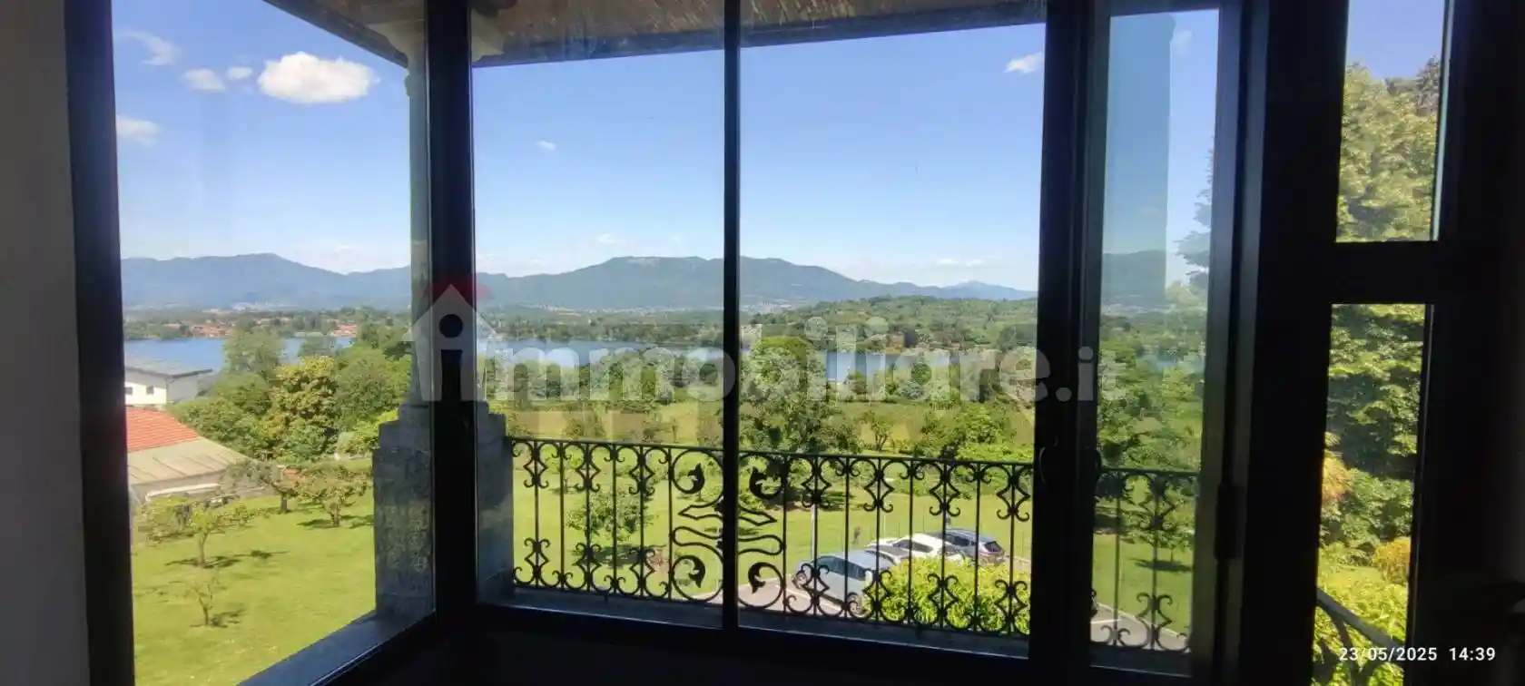 Villa in vendita a Cadrezzate con Osmate