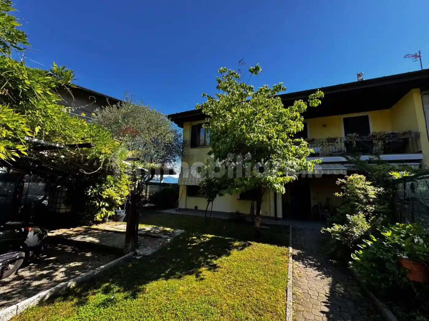 Villa unifamiliare, ottimo stato, 180 m², Cadrezzate con Osmate - foto 4