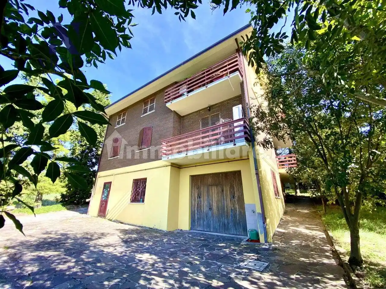 Villa in vendita a Terre Roveresche