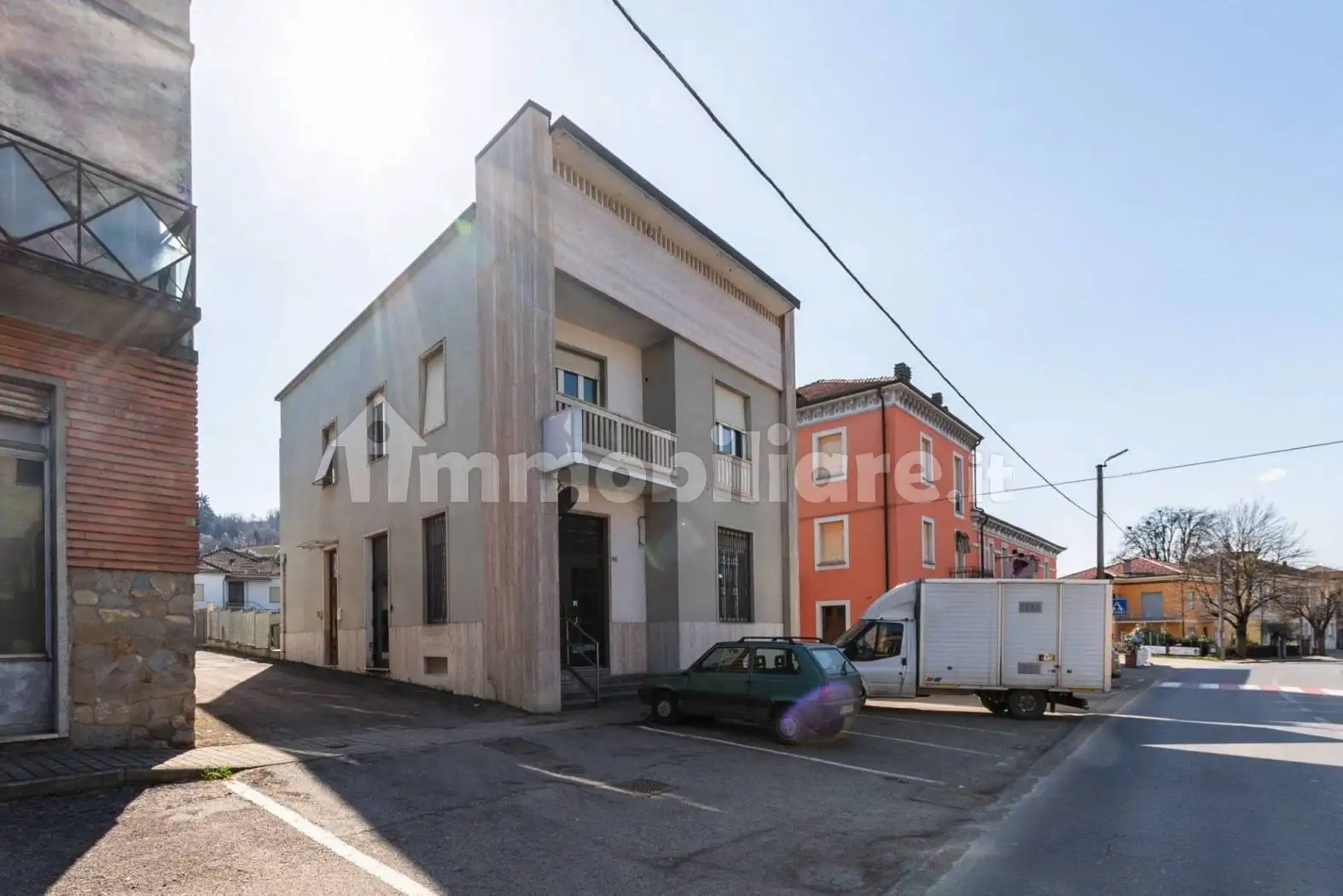 Appartamento in vendita a Calamandrana