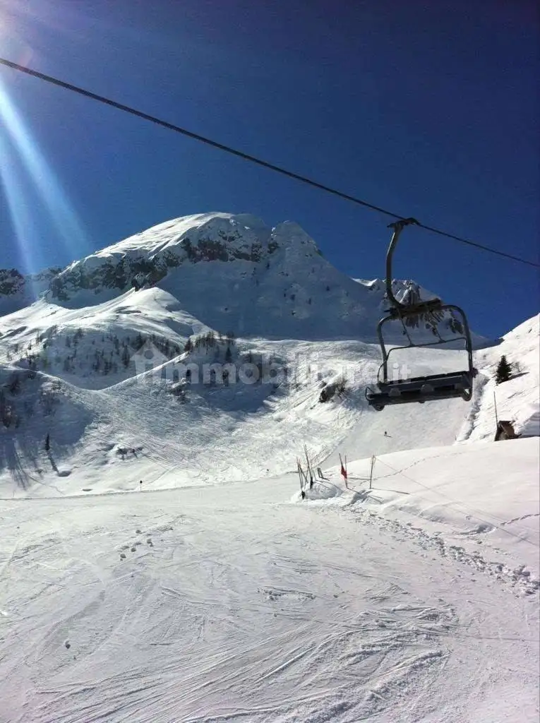 Appartamento in vendita a Valleve