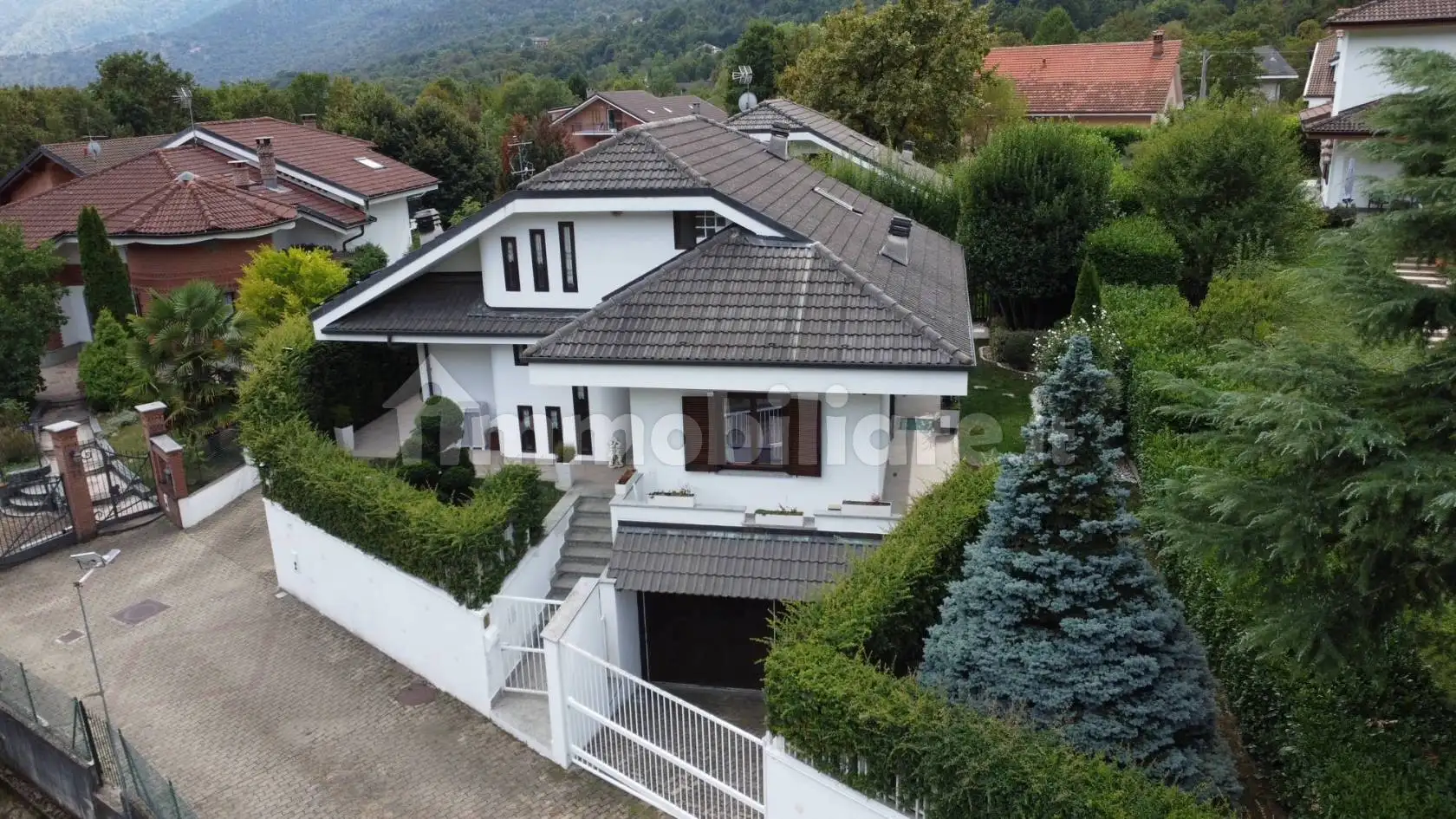 Villa in vendita a Val della Torre