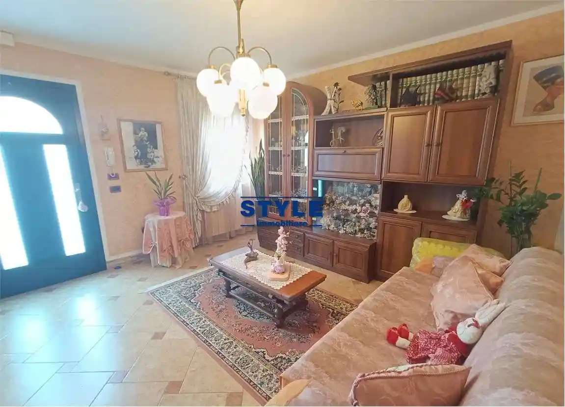 Casa indipendente in vendita a Campolongo Maggiore