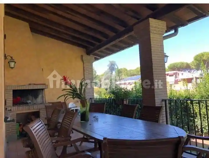 Villa plurifamiliare via Raffaello Franchi, Castel di Guido, Roma - foto 3