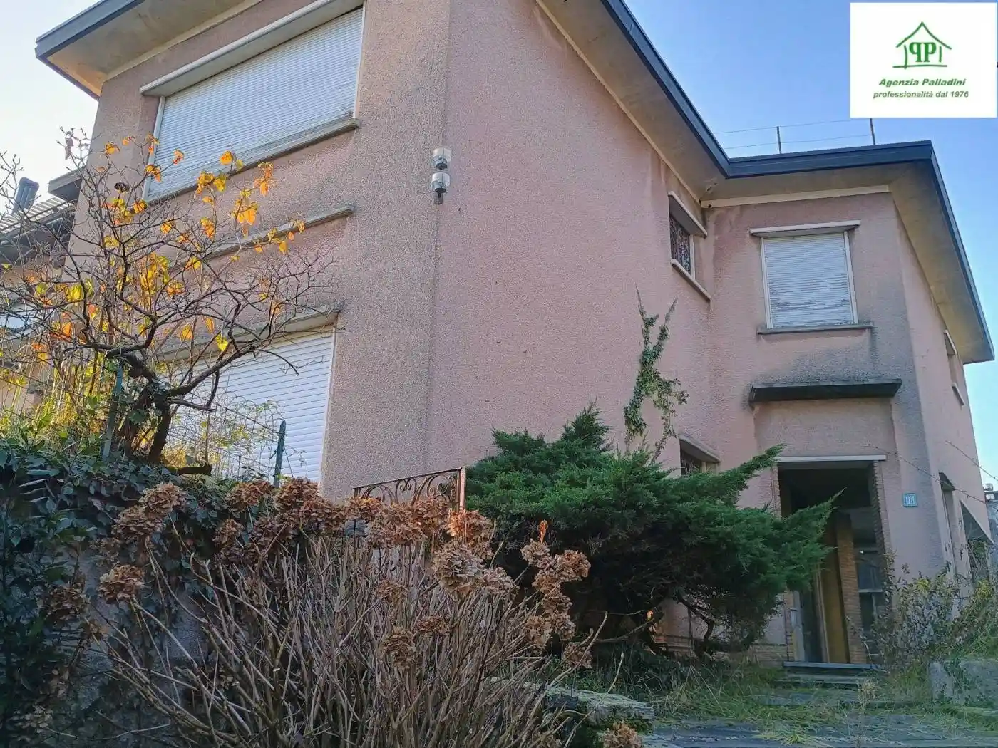 Villa in vendita a Varese