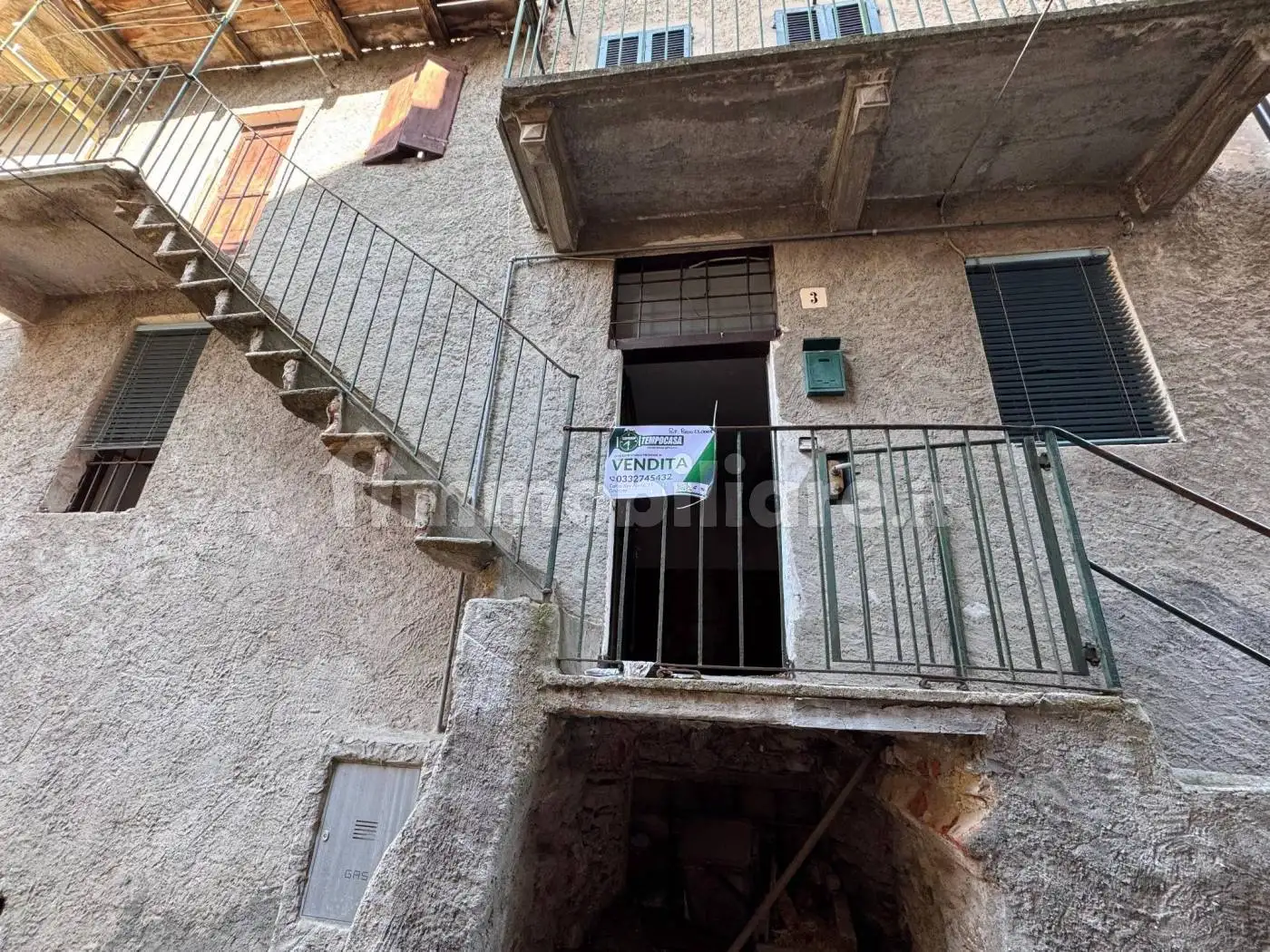 Appartamento in vendita a Porto Valtravaglia