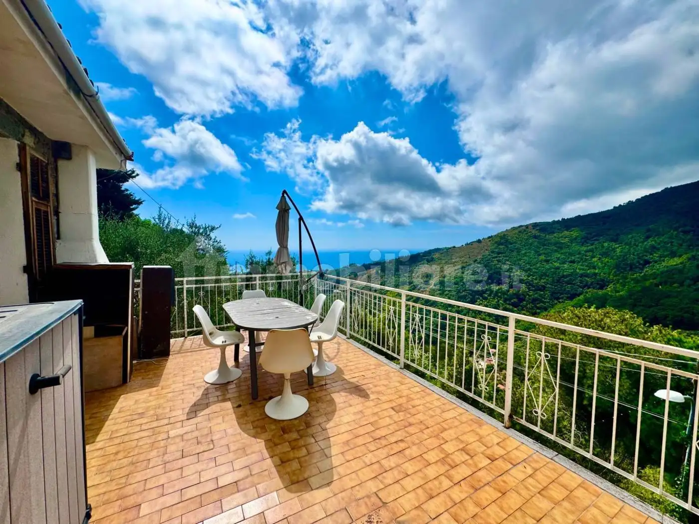 Casa indipendente in vendita a Sanremo