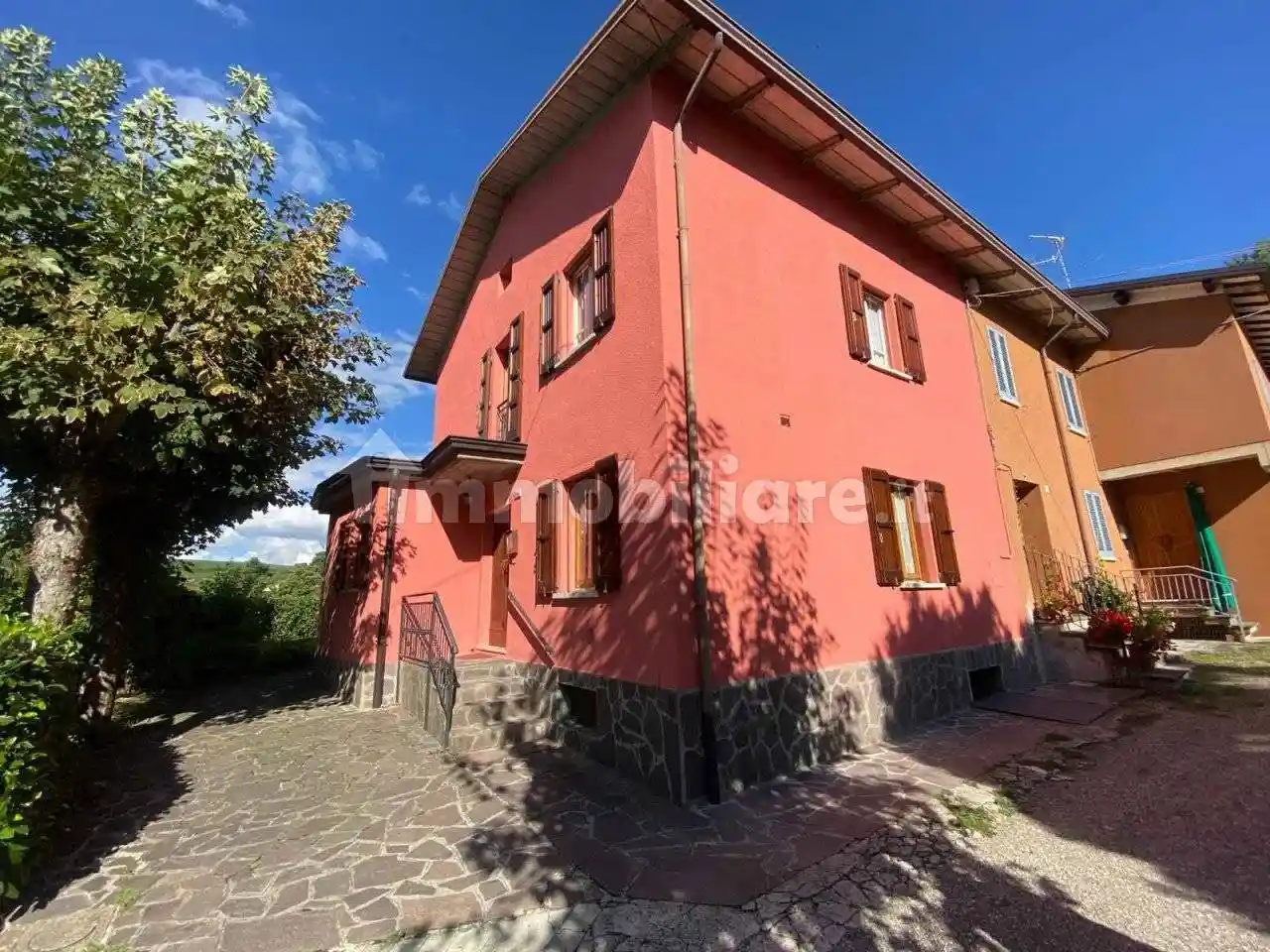 Casa indipendente in vendita a Carpineti