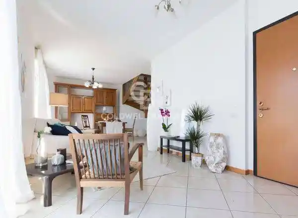 Quadrilocale via Carlo Perini 21, Quarto Oggiaro, Milano - foto 3