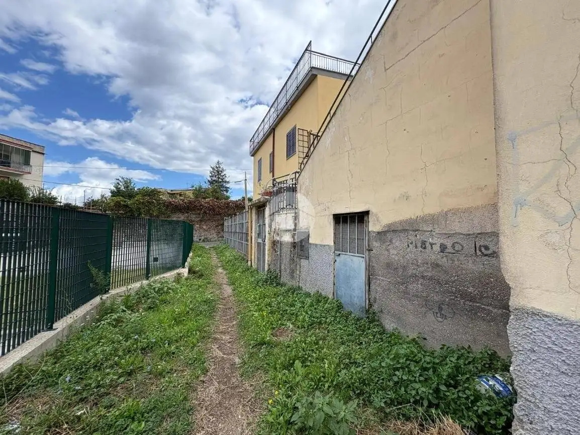 Casa indipendente in vendita a Castellammare di Stabia