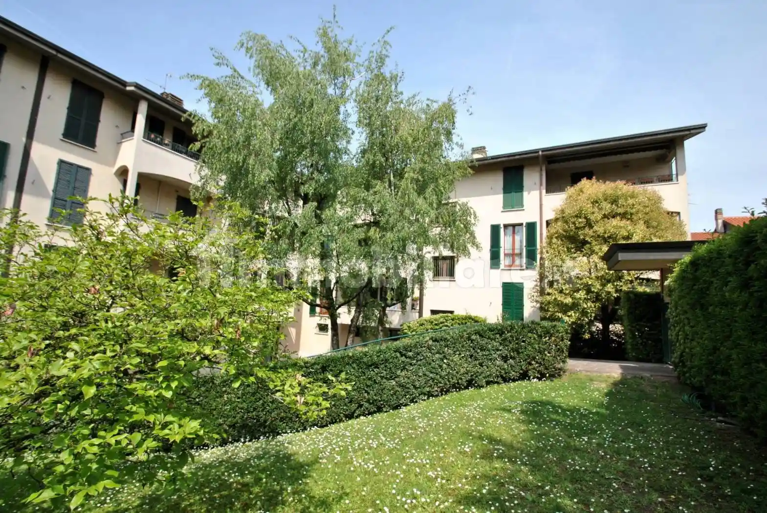 Appartamento in vendita a Vimercate